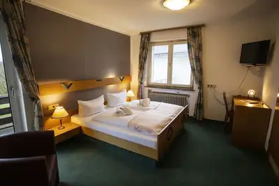 Image de Loft low budget room, 15sqm, shower and Wc, max. 2 persons