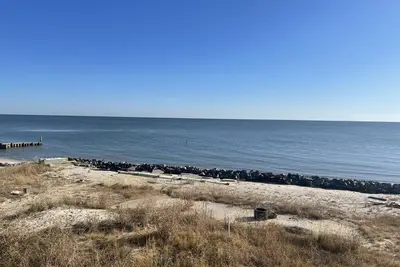 Image de Private Beach on Chesapeake Bay Near Lighthouse