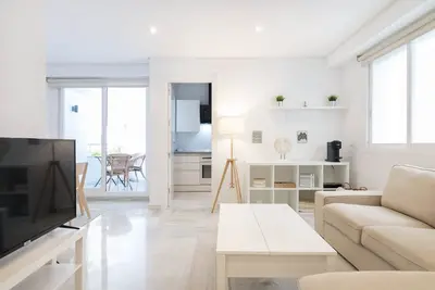 Image de Fantastic two bedroom apartment first line beach in Marbella city