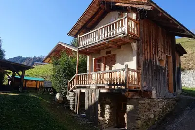 Image de Charmant Mazot Savoyard à Hauteluce: Idéal pour Couple, Proche Commerces et Ski, Bien Équipé