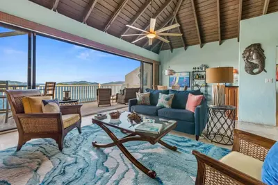 Image de Romantic & Luxurious 1 Br/1ba Condo w/Fantastic Views Amazing Breezes