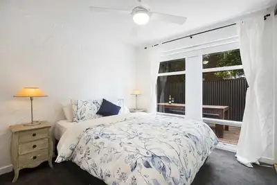 Image de Modern & Cosy Courtyard | Glenelg North| 2 bdrm