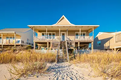 Image de Lady Dune: Cozy Oceanfront Cottage Near Oceancrest Pier
