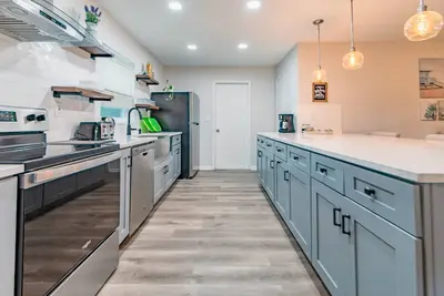 Image de Brandon Peaceful Home w\/newly renovated kitchen