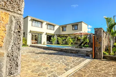 Image de Beautiful and modern villa for 6-8 persons near the beach in grand baie