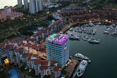 Image de Amazing Loft in the Marina
