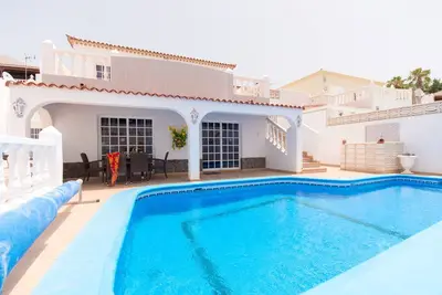 Image de Villa Salvaje. Tranquil 3 Bedroom Villa. Private Heated Pool. Central Location.