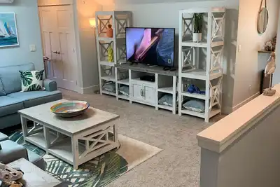 Island Oak Apartment