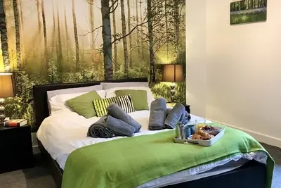 Image de Maison-Confort-Salle de bain privée séparée-Vue sur Rue