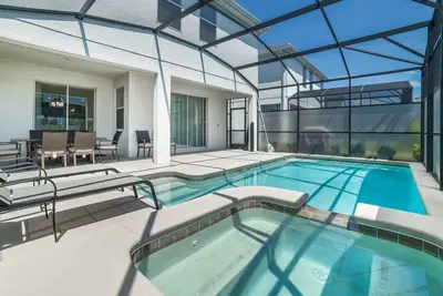 Image de Rent this Luxury 5 Star Villa on Storey Lake, Orlando Villa 5482