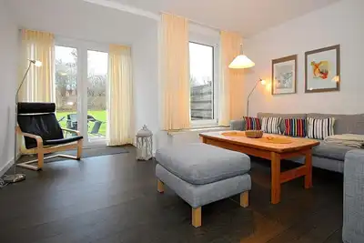 Image de Family and dog-friendly vacation apartment with terrace, only 200 m to the beach