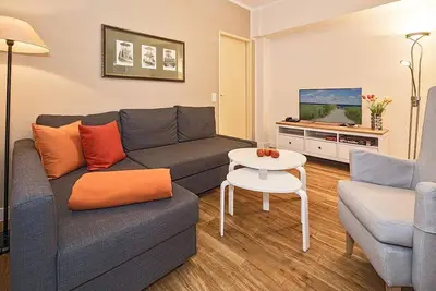Image de 2-room vacation apartment directly on the Baltic Sea - use of sauna in the house included!