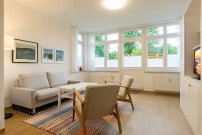 Image de 3-room vacation apartment directly on the Baltic Sea - use of sauna in the house included!