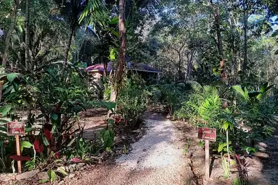 Image de Peaceful Family Cottage w\/ Ac, 3 beds- Car rental, Restaurant & Private pickup