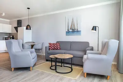 Image de Bright vacation apartment in a sunny south-west facing location and only 300 meters to the beach -