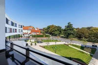 Image de Stylish, seaside apartment by the park with in-house Spa and roof terrace!