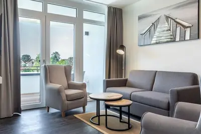 Modern apartment near the Baltic Sea with sunny loggia, bathtub and guest Wc - Godewindpark