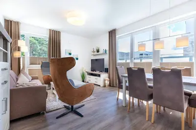 Image de Stylish family apartment with sunny roof terrace and two bathrooms -