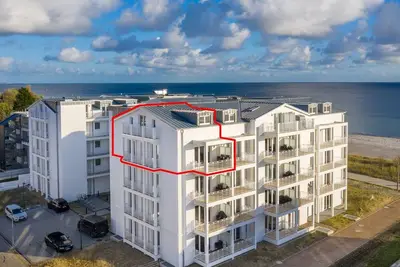 Image de High-quality penthouse over two levels with gallery bedroom and sea view - apartment complex