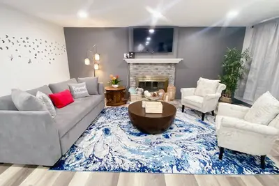 Image de Exquisite 5br Staycation Home close to Knott's Berry Farm and Disneyland