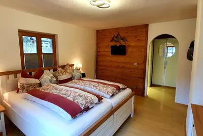 Image de Ferienwohnung Bergblick für 3 Personen 60qm Dusche/Wc Balkon W-Lan Tv