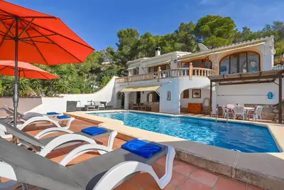 Image de Belle villa confortable avec piscine privée à Javea, Costa Blanca, Espagne pour 8 personnes