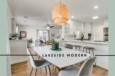 Image de Vibrant 3 bed 1. 5 bath home that's close to everything in Okc! ! !
