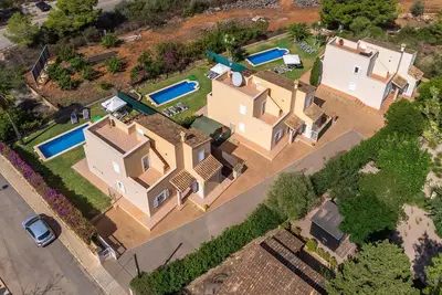 Image de Domaine 'Gran Ganxo' avec 3 propriétés, 3 piscines et Wi-Fi