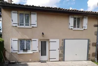 Image de Gîte 110m²: 3 ch, terrasse, jardin, animaux acceptés, wifi, charges incluses, draps fournis