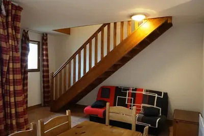 Image de Duplex cosy 60 m², 7-8 pers, proche pistes et commerces, parking inclus, animaux acceptés.
