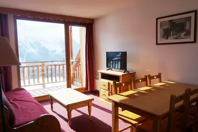 Image de Appartement 6 Pers, Proche Pistes et Commerces, Balcon Sud, Parking Inclus, Animaux Acceptés