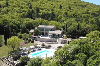 Image de Magnifique propriété avec vues panoramiques et piscine privée
