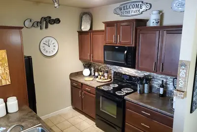 Image de Special amenities (such as hot tub or deck)