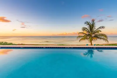 Beautiful Modern Villa with Breathtaking Caribbean Sea Views and Oceanfront Pool