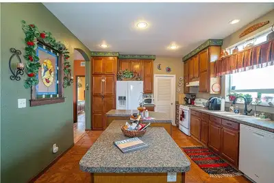 Image de Tranquility yet only 20 minutes from Hemet and Temecula Wine Country