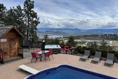 Image de Heated Pool, Hot Tub, 7 Beds, Lake View, City View, Mountain View