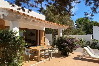 Image de Completely renovated house 10 minutes from the beach