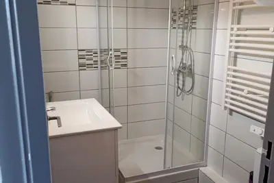 Image de Risoul 1850 apartment for 4 people near the slopes.