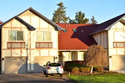 Image de Spacious, cozy, and family-friendly home in ski & golf resort in North Michigan