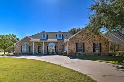 Image de Abilene Home w\/ Backyard & Grill: Walk to Acu
