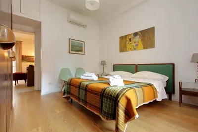 Image de Vintage design apartment for 6 in Trastevere