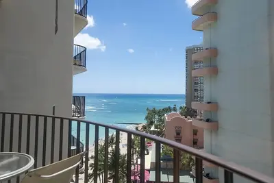 Image de Aloha from Waikiki! 3 Ocean View Units, Pool, Steps to International Marketplace