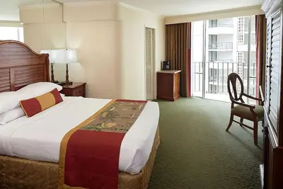 Image de 3 Awesome Units, Pool, 3 Restaurants, Spa, Minutes to Waikiki Beach Walk