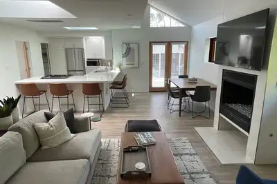 Image de Beautiful 2 Bedroom Home in Santa Monica