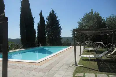 Image de Maison avec piscine panoramique grand domaine au cœur de la campagne toscane