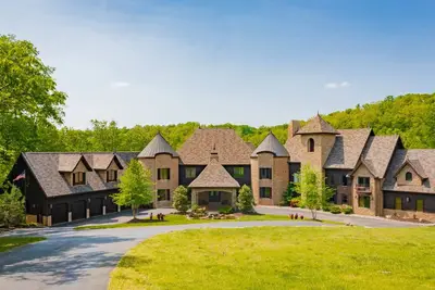 Image de Lakefront Retreat on 25+ Acres