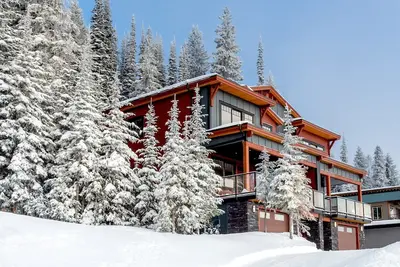 Image de New Luxury View Duplex on The Ridge – Ski-In/out with lots of extras!