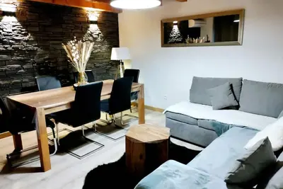 Image de Appartement T3 Duplex pour cures et vacances, Centre ville Allée d'Ethigny