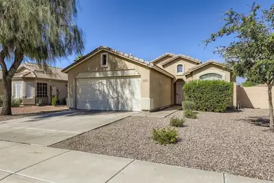 Image de Magnifique 3 Chambre 2 Bath Home dans la belle Surprise Az.