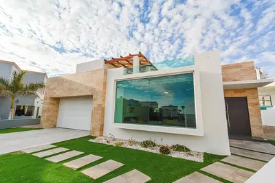 Welcome to Your Perfect Beach Getaway F19, Welcome to Your Perfect Beach Getaway F19